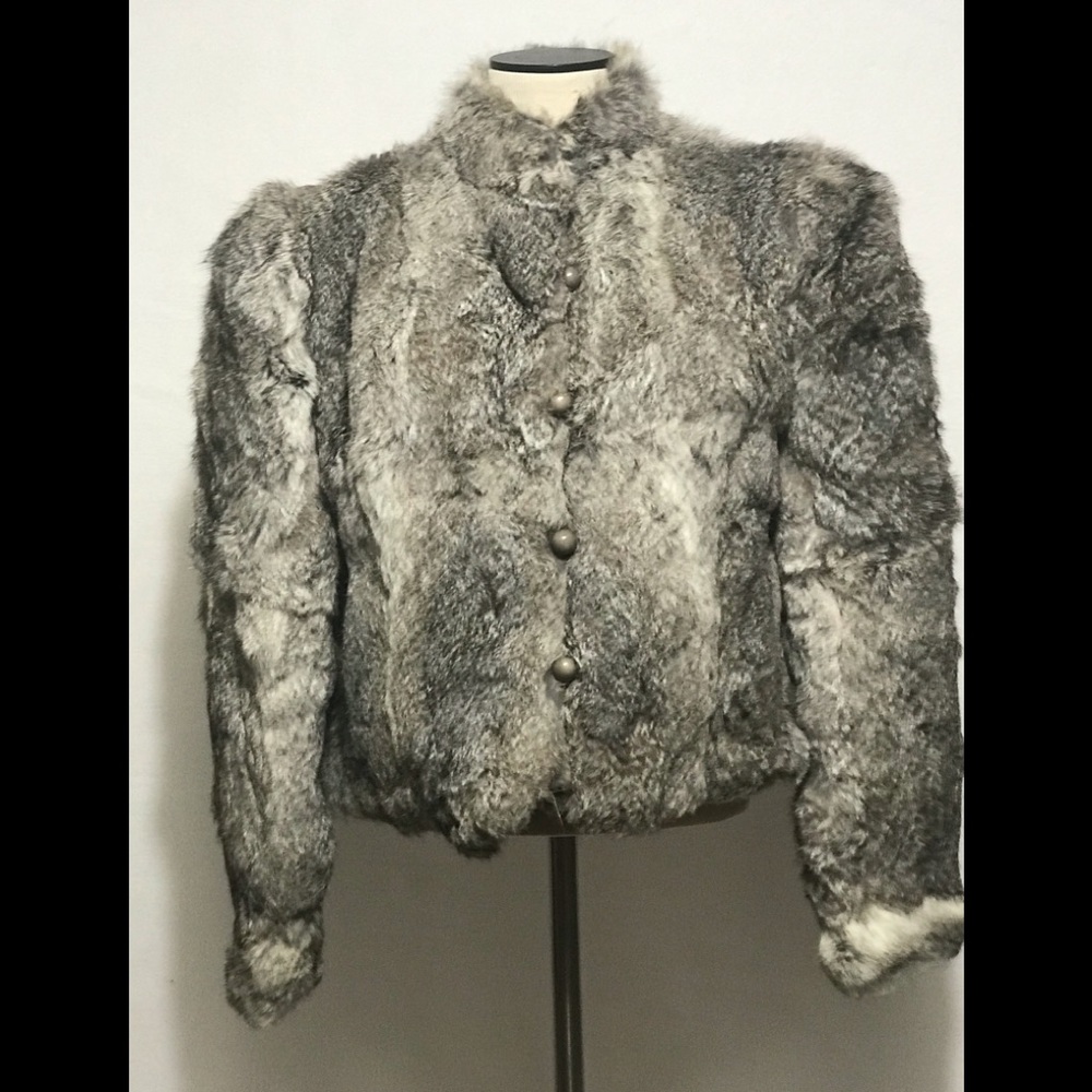 Elegant Faux Fur Utility Jacket in Gray